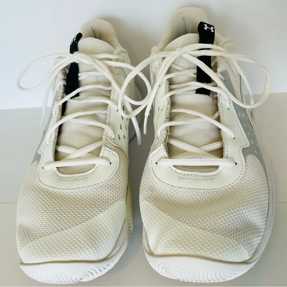 Men’s Under Armour UA Jet ‘23 White and Gray Shoes | Size 13